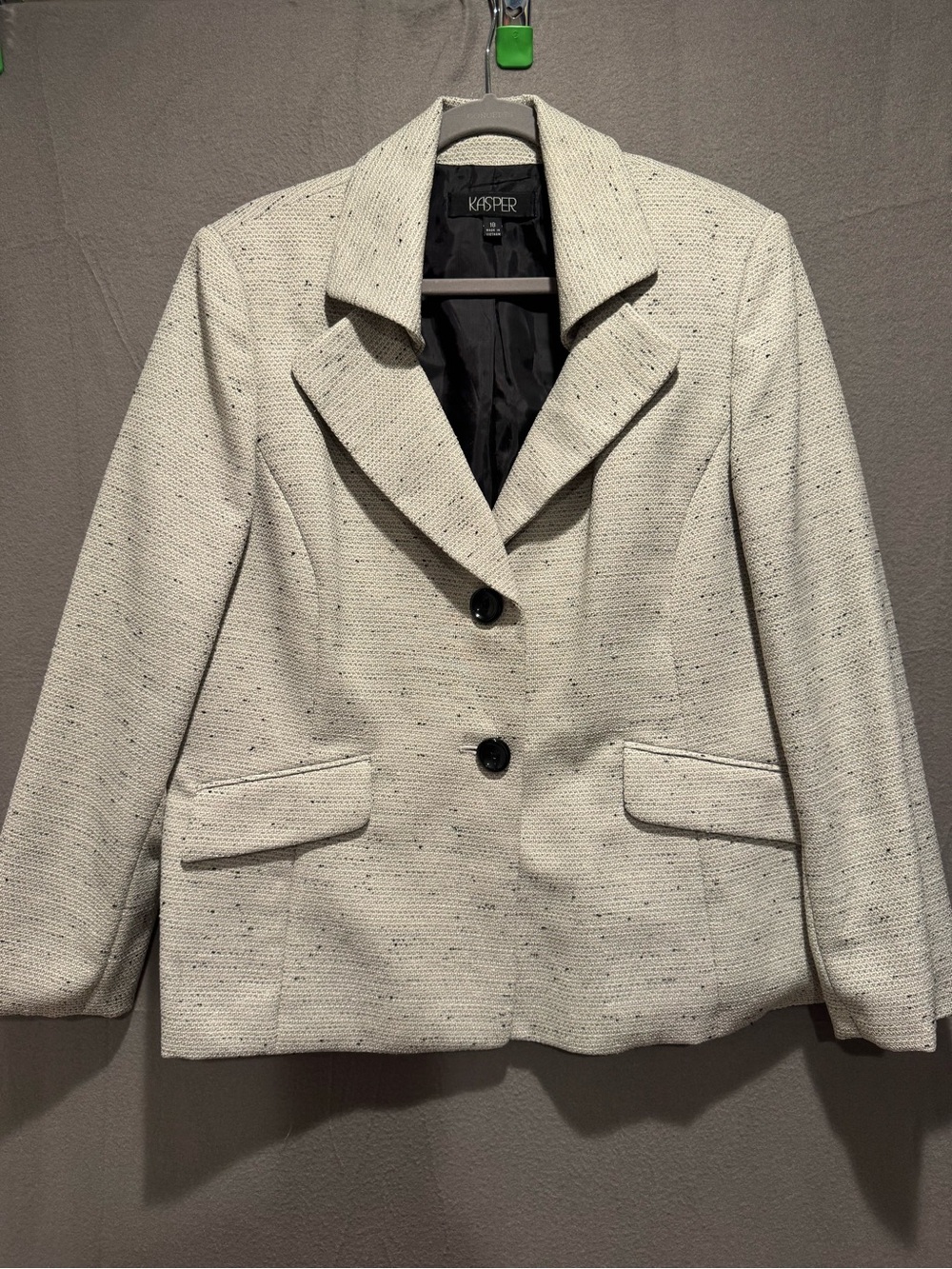 Kasper Off-White Tweed Two-Button Blazer